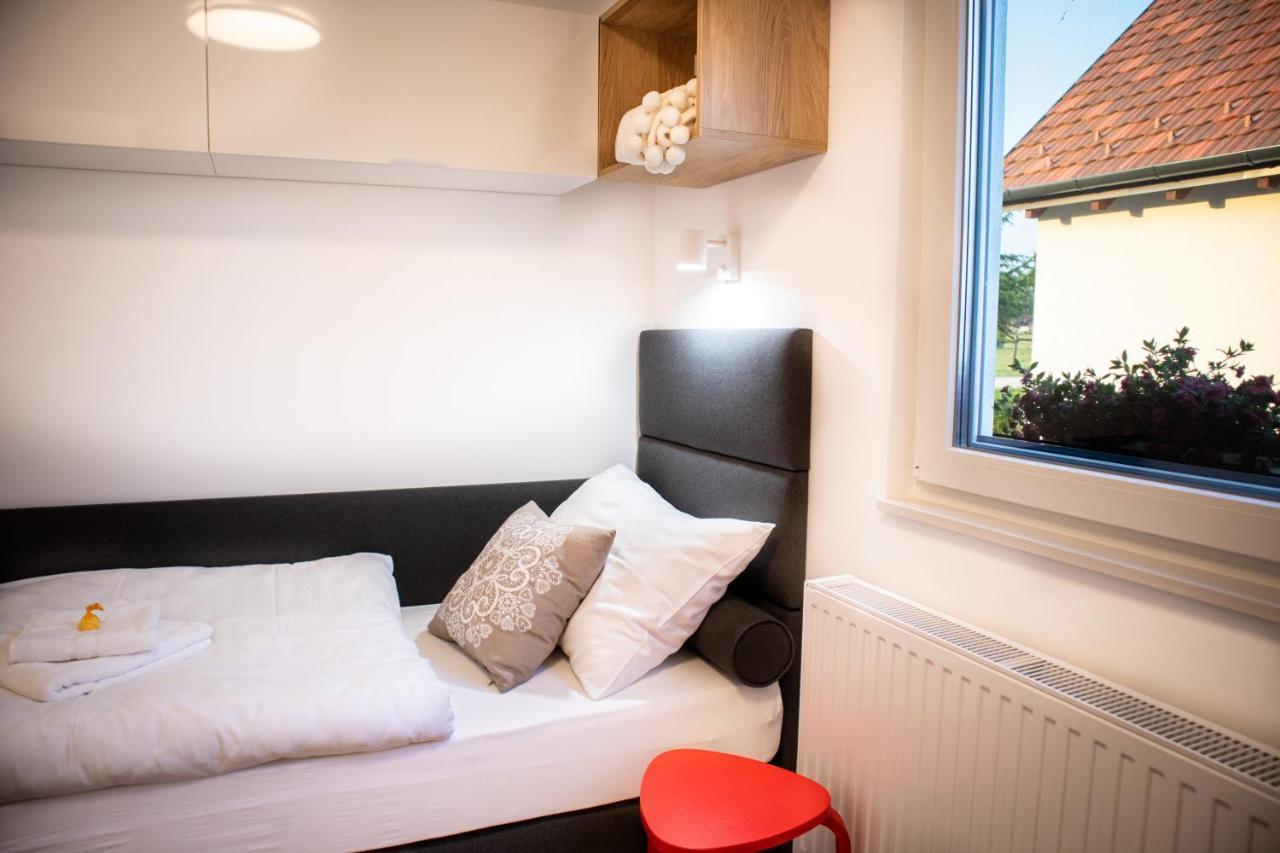 Ugo Apartman Halaszi Екстер'єр фото