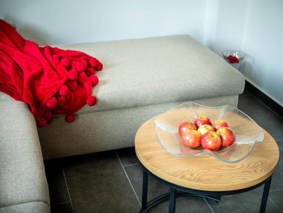 Ugo Apartman Halaszi Екстер'єр фото