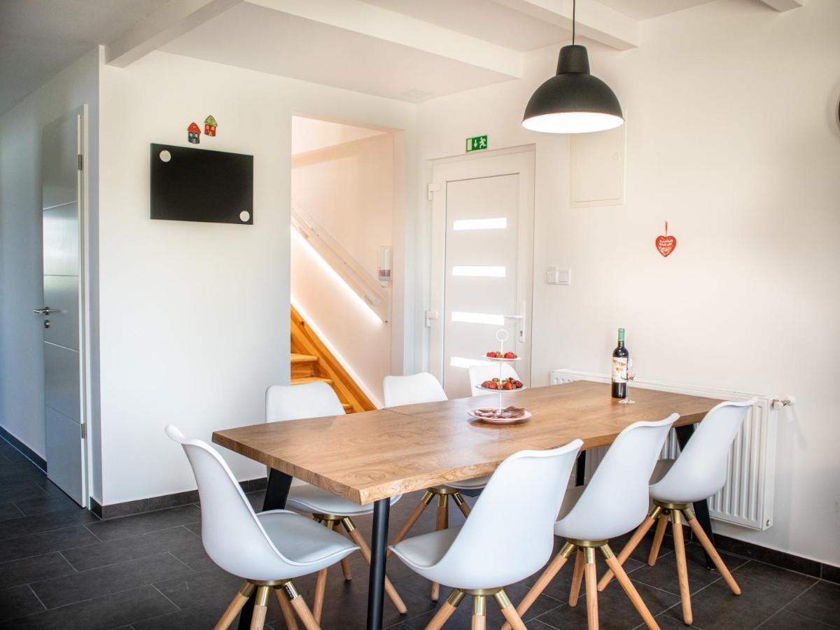 Ugo Apartman Halaszi Екстер'єр фото
