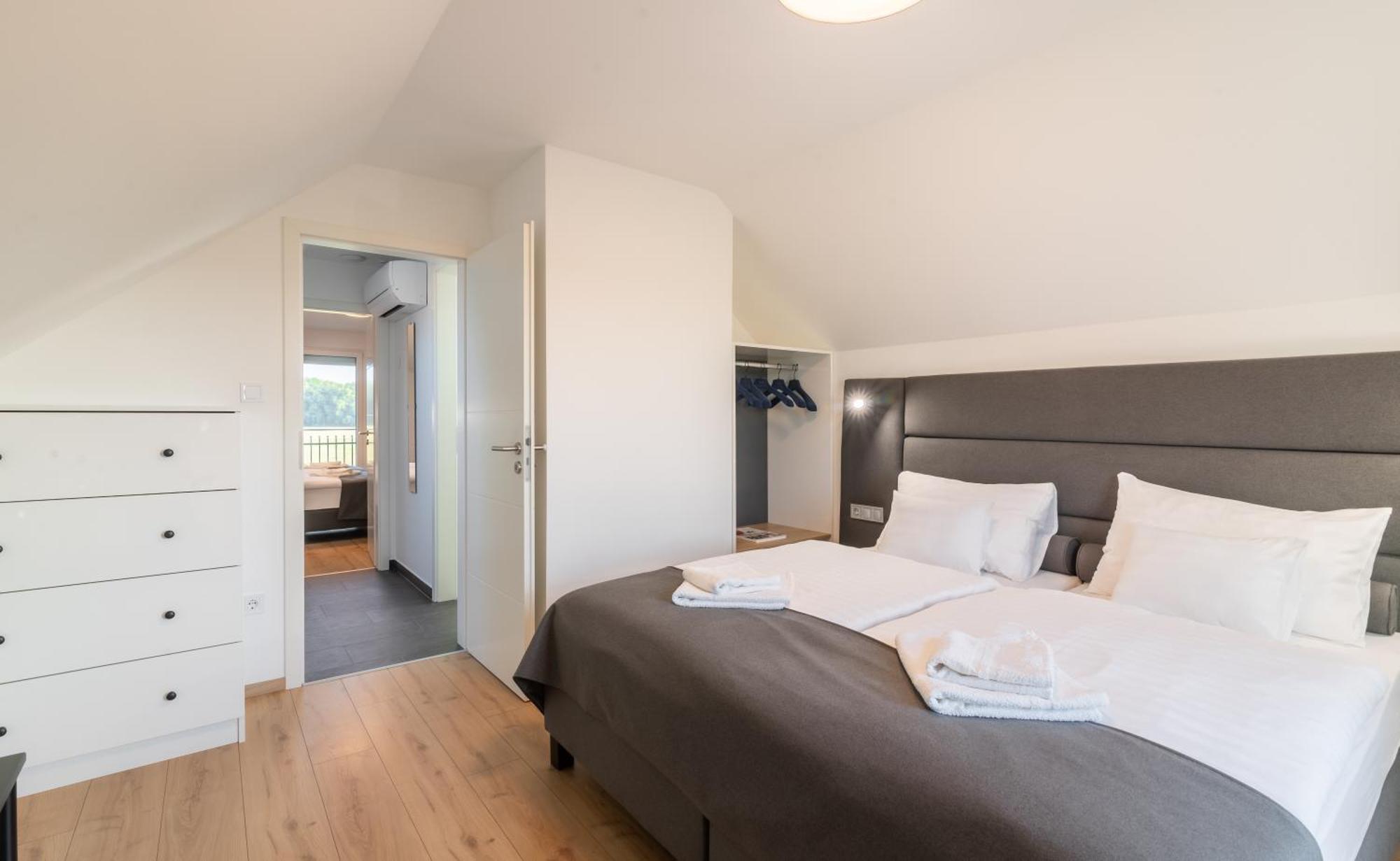 Ugo Apartman Halaszi Екстер'єр фото